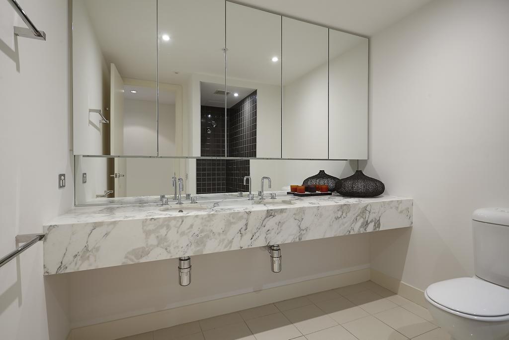 Melbourne Luxury Collection Apartment Bagian luar foto